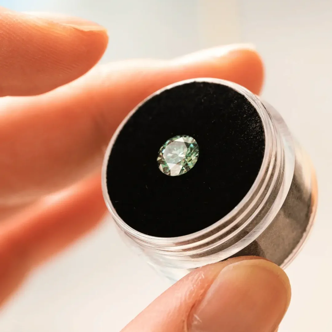 Lab Grown Diamonds Buyer in McAllen